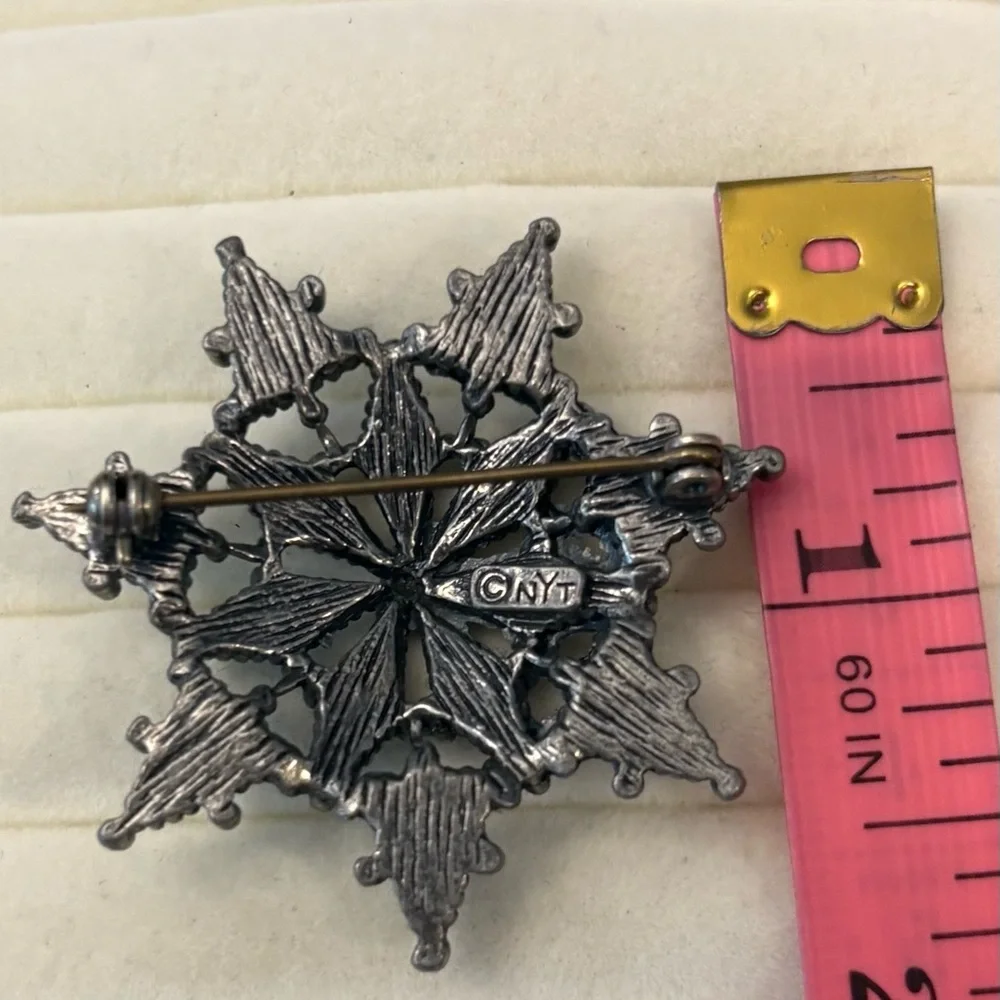 Signed NYT Southwest Faux Turquoise Brooch Silver‎ Tone Vintage Western Cowgirl